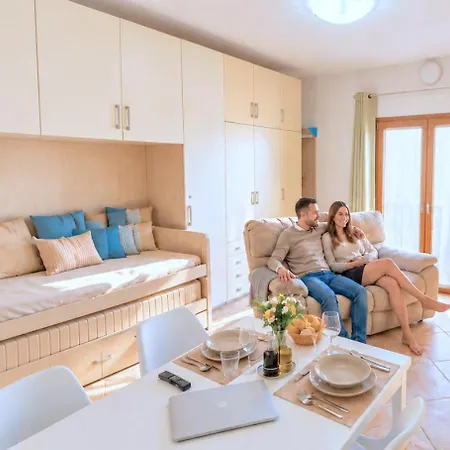 Appartamento Apartments&Suites Vento Mare *